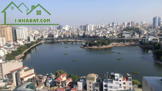 Bán chung cư mặt phố Láng Hạ, Ba Đình, nhà đẹp lô góc, view hồ Hoàng Cầu, có slot để ô tô - 2