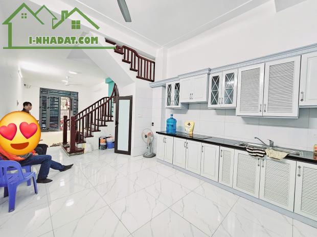 CẦN BÁN GẤP NHÀ Ở PHỐ TÔ HIÊU- HÀ ĐÔNG. NGÕ Ô TÔ, KINH DOANH. 40M2 5 TẦNG,GIÁ TẦM 12 TỶ