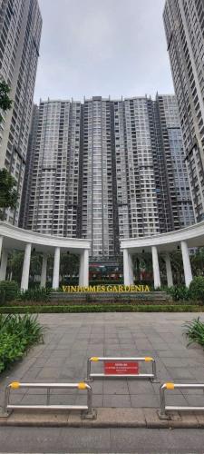 BÁN CĂN CC VINHOMES GARDENIA - HÀM NGHI - NAM TỪ LIÊM - DT: 76M, TẦNG 3, GIÁ 6,38 TỶ.