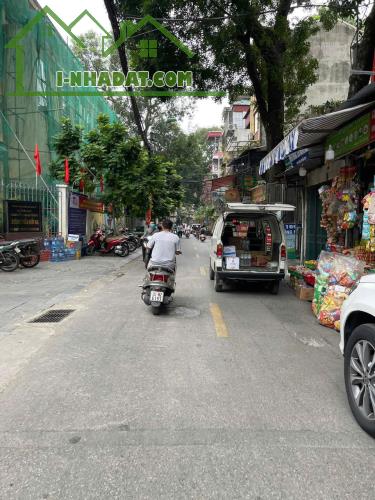 Bán gấp nhà HỒNG MAI -OTO đỗ cửa ,kinh doanh. DT-50m2 -13,6 tỷ .Đang cho thuê 15tr/tháng - 1