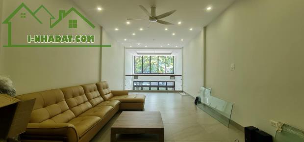 Bán nhà mặt phố Ba Đình kinh doanh sầm uất- khu vực nhiều văn phòng cty 82m 4T 27,8ty