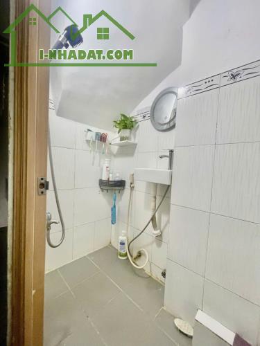 Âu Dương Lân phường 3 quận 8 Bán nhà riêng giá chỉ 9,5 tỷ 63m2 3 tầng hẻm 7m