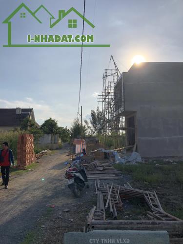 2000 m2 full thổ cư, ngay ngã tư Hòa Khánh Nam - Đức Hòa - Long An - 1