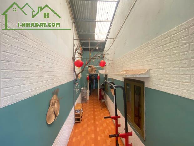 Bán căn nhà 2 mặt đường Lê Hồng Phong - Ngay trung tâm hành chính Đức Trọng - 2