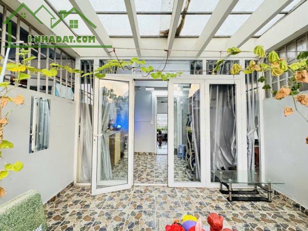 Nhỉnh 5 Tỷ- Nhà Mới 55m2- 4 Tầng- HxH Thống Nhất P15 Gò Vấp