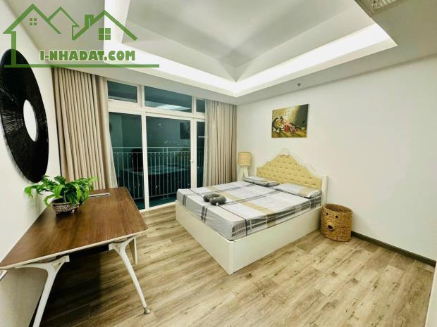 Chính chủ đi nước ngoài để lại căn hộ 3PN Azura, view trực diện sông Hàn, có sổ sẵn - 4