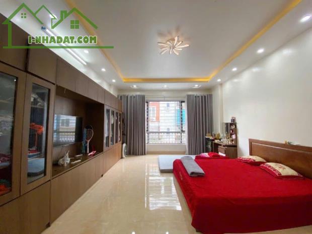 PHÂN LÔ VIP NGUYỄN VĂN HUYÊN, ÔTÔ TRÁNH, KINH DOANH ĐỈNH, 2 THOÁNG, 66M2 NHỈNH 17 TỶ - 2