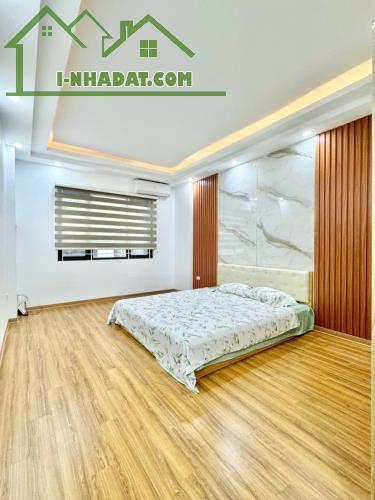 Bán Nhà Khương Trung - Thanh xuân , DT 45m2 x 5 tầng  , Giá hơn 8 tỷ , cách oto 15m - 4