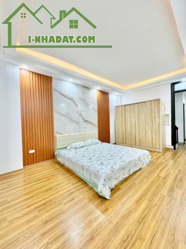 Bán Nhà Khương Trung - Thanh xuân , DT 45m2 x 5 tầng  , Giá hơn 8 tỷ , cách oto 15m - 5