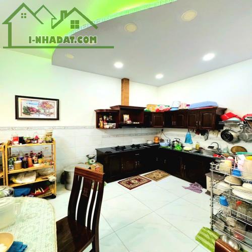 Bán nhà mặt phố_ MTKDĐS thông Nguyễn Duy Trinh , Quận 2_ 4 tầng 4 pn _ Shr _ 62 m2. - 2