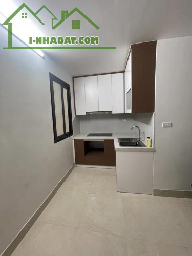 Phan Phù Tiên (Cát Linh) 4.55 tỷ Đống Đa, diện tích 30m2 NHÀ ĐẸP - FULL NỘI THẤT VIEW SVĐ - 3