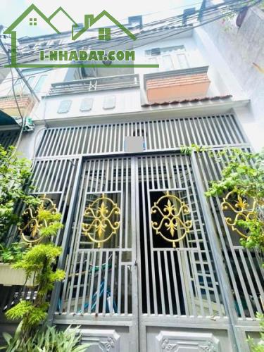 Bán nhà 2 lầu ở Đường số 17, Hiệp Bình Chánh, Quận Thủ Đức. Giá 2ty750. Tặng full nội thất