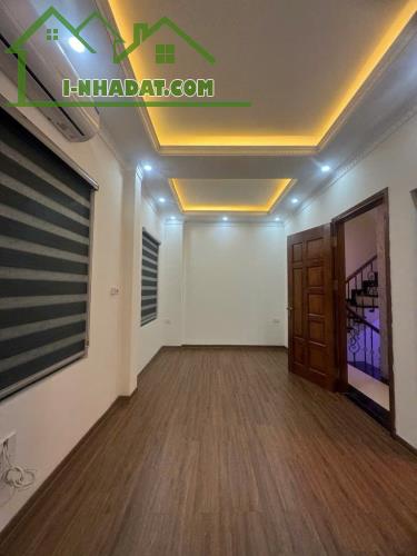 🏢 .Vị Trí Đắc Địa Trung Tâm Ngọc Lâm Full Nội thất ,Thang Máy 5 tầng  diên tích 33m2 giá - 3