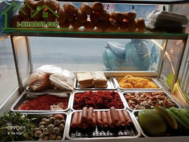 SANG NHƯỢNG CỬA HÀNG BÁNH MÌ MUỐI ỚT  Vị Trí : số 102 Đường Xuân Phương -Nam Từ Liêm- Hà