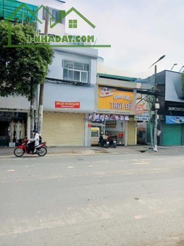 CHO THUÊ NHÀ NGUYÊN CĂN MẶT TIỀN 510 CMT8, PHƯỜNG 11, QUẬN 3, TPHCM