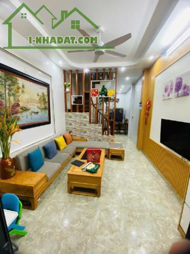 Nhà Kim Giang 35m 4 t full tiện ích đẹp , ô tô đỗ gần ,sát phố tiện ích bạt ngàn  6.99 tỷ - 3