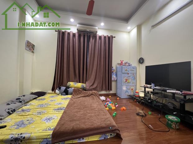 Bán nhà mặt ngõ kinh doanh 108 Lò Đúc, 45m2x6T nhà dân xây khung cột, 6 phòng ngủ giá 10.5 - 2