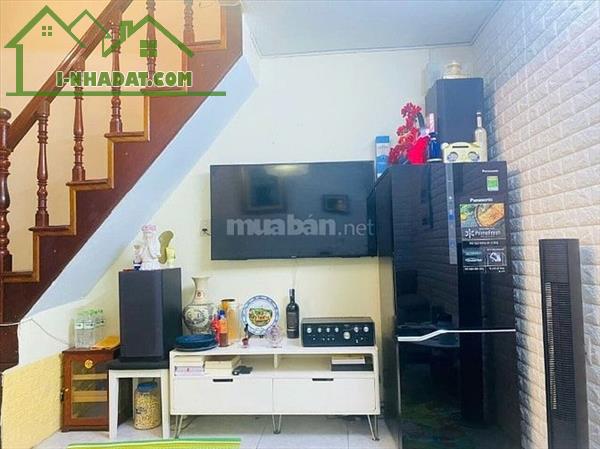 BÁN NHÀ PHỐ HAI BÀ TRƯNG - CÁCH PHỐ 10M - 30M2 - GIÁ 7,3 TỶ - 2