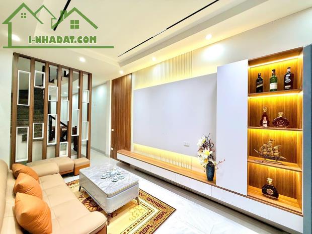 Gốc Đề ngõ thông kinh doanh nhà đẹp 40mx5tầng ở luôn giá 7.5 tỷ có thương lượng. - 1