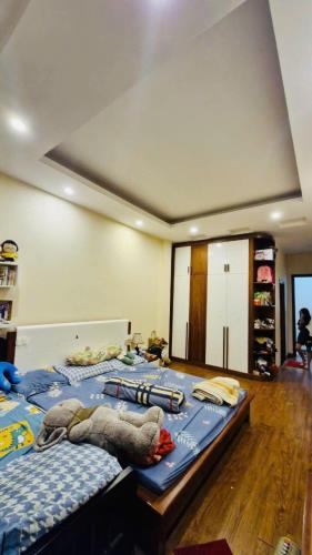 Bán nhà khu vực Ngọc Thụy, giá cạnh tranh - 1