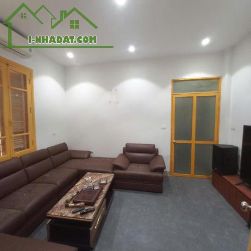 Bán NHÀ MẶT PHỐ LÔ GÓC - 7 TẦNG THANG MÁY - KINH DOANH SẦM UẤT - PHỐ 8 LÀN XE. 115m2. - 3