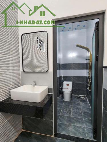 Bán nhà biên nhận riêng P.Trảng Dài, 1l1t, 3PN, gần ủy ban phường. DTSD160m2 - 5