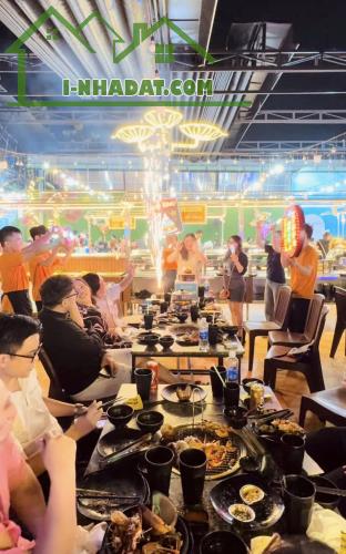 SANG NHƯỢNG NHÀ HÀNG BUFFET HẢI SẢN  Vị Trí : 189 tại 27/23 Phạm Hùng - Bình Hưng - Bình - 2