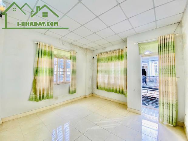 Bán nhà lô góc 2 mặt hẻm thông thoáng , ô tô thông 46m2, 2PN, 2WC, Gò Vấp, 4.59 tỷ, SHR - 3