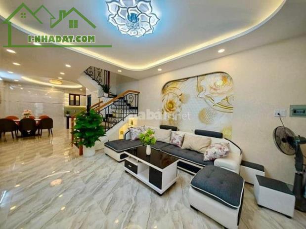 Chủ chuyển công tác bán nhà hẻm ô tô. Giá 3,3 tỷ. Hồ Văn Huê, phường 9, Phú Nhuận. 63m2 - 1