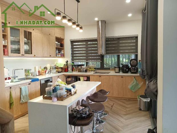 Bán nhà 4T Đức Giang, View hồ !!! oto tránh, vỉa hè 120m chỉ hơn 14 tỷ có TL. LH - 2
