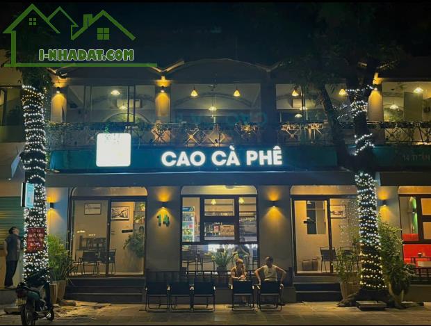 SANG NHƯỢNG QUÁN CAFE 2 TẦNG TẠI 14 PHỐ TRẦN BÌNH TRỌNG, TRẦN HƯNG DẠO, HOÀN KIẾM, HÀ NỘI