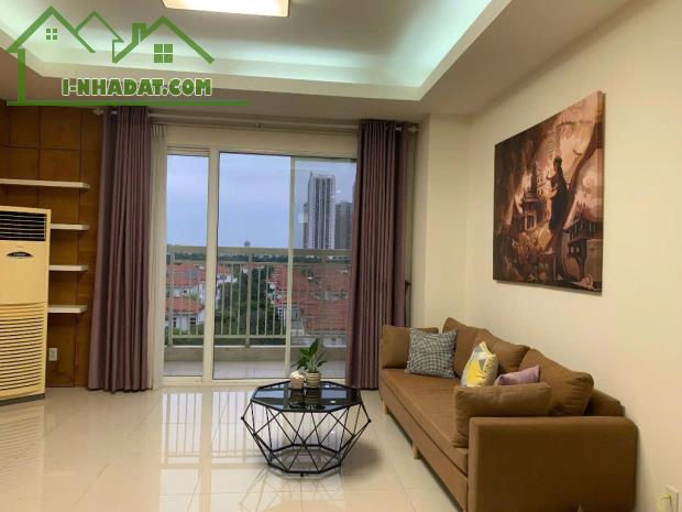 HIẾM CÓ! Royal City căn góc 3 PN diện tích 131M full nội thất vào ở ngay hơn 12 tỷ