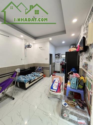 Hẻm Ba Gác Huỳnh Văn Bánh,26m2,2T,Dọn Vào Ở Ngay Chỉ Nhỉnh 3T. - 2