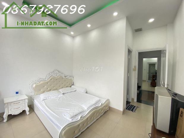 🏠 Bán Nhà Mặt Tiền Đường Nhị Hà, Nha Trang – Nhà 3.5 Tầng, 4 Phòng Ngủ, Sân Oto, Giá 7.6