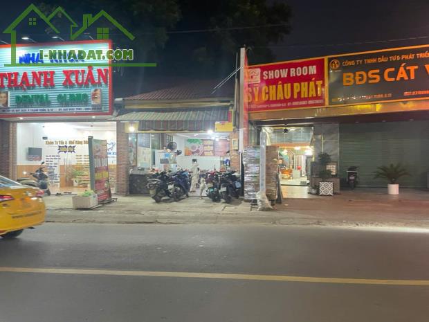 Bán nhà mặt tiền 36x28m giá 42 tỷ Đường Hà Huy Giáp, Quận 12 - 1