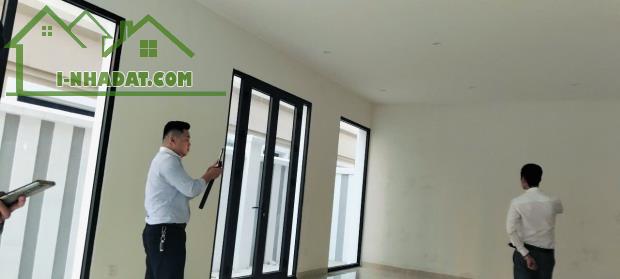 NHẬN NHÀ VINHOMES CHỈ VỚI 2 TỶ ĐỒNG - 2