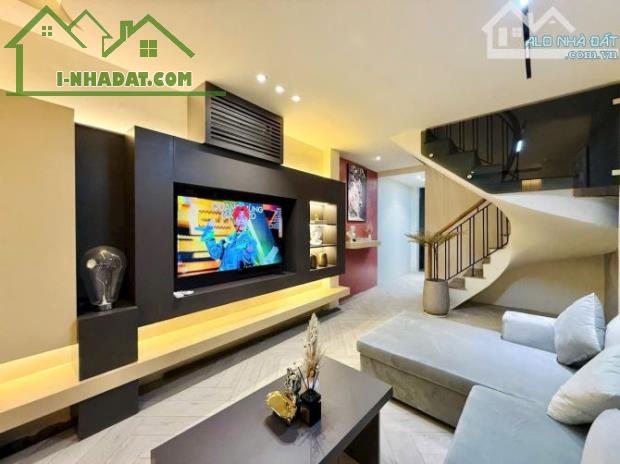 🏠 BÁN NHÀ SÁT HẺM XE TẢI, NGAY LÊ TRỌNG TẤN HƠN 46M2, NHỈNH 3 TỶ