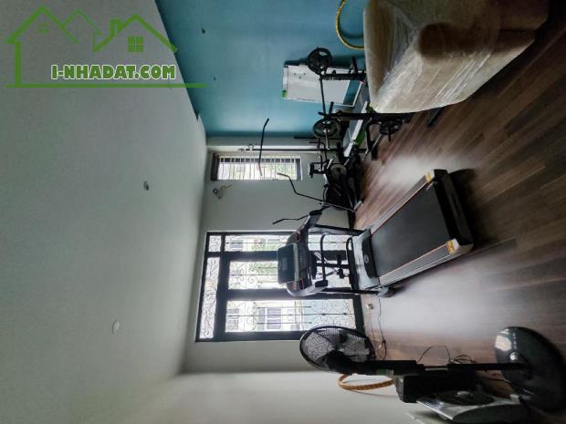 BÁN NHÀ ĐƯỜNG NGUYỄN HOÀNG – PHÂN LÔ – OTO TRÁNH – DT 55M2 GIÁ 12.T LH: 0949859830.
