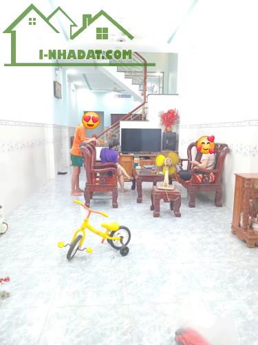 Bán nhà HXT 6m Hương Lộ 2, Bình Trị Đông A, Bình Tân,
DT 80m2 - 4 x 20,
Chỉ 5.5 tỷ TL - 1