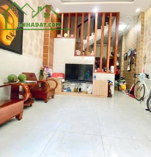 KHU BÀU CÁT, 4×10, 4 TẦNG BTCT, ĐƯỜNG XE HƠI THÔNG, NHỈNH 5T - 1