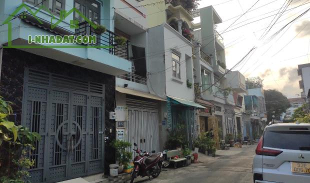 Nhà hẻm 5m, gần C/c Celadon tiện kinh doanh, 3.95 tỷ