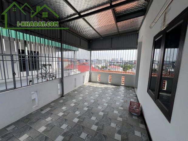 Bán nhà Xuân Phương 34m2, 5T, chỉ 6,85 tỷ, nhà đẹp, lô góc 0855278658