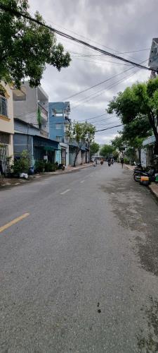 Bán nhà 2 tầng,HXH Lâm Thị Hố,Thông ra Hiệp Thành City, giá 4 tỷ - 4