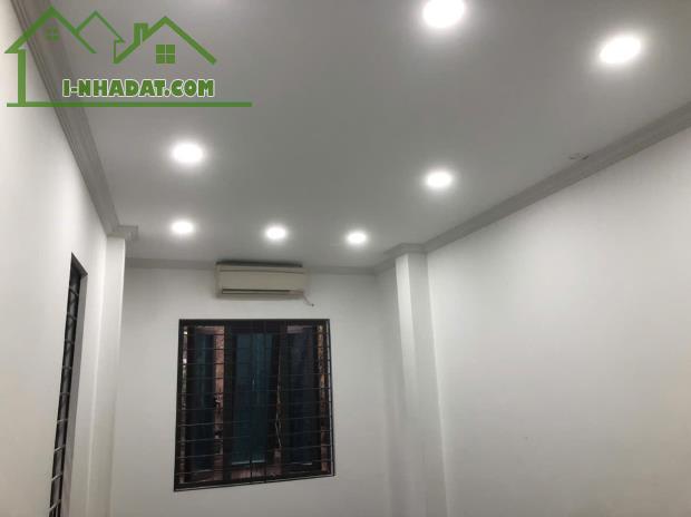 Bán nhà 30m2 x 6 tầng - 3 mặt ngõ thoáng - Võng Thị - kinh doanh - ngõ thông Hồ Tây - 3