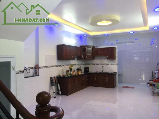 BÁN NHÀ MẶT TIỀN QUẬN 6 - 4 TẤM MỚI ĐẸP - KHU BÌNH PHÚ - CÓ VỈA HÈ RỘNG RÃI - 13.8 TỶ - 1