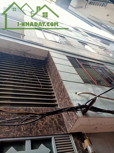 Mỹ Đình 30m2 5 tầng nhà đẹp tự xây giá bán nhanh trước tết