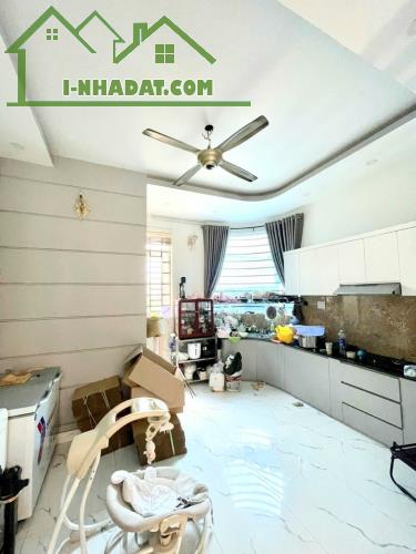 🏡🏡🏡NHÀ 3 MẶT TIỀN HẺM XE HƠI NÉ - KINH DOANH - SÁT MT NGUYỄN VĂN LƯỢNG. P16 .GV  + DT 6 - 1