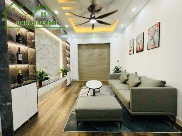 NHÀ ĐẸP MINH KHAI - HÀNG XÓM TIMECITY – TIỆN ÍCH NGẬP TRÀN  32 M -GIÁ 5.95TỶ - 2