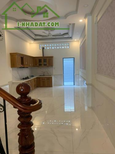 Nhà Mặt Tiền Đẳng Cấp - Khu VIP Hiệp Bình Chánh, 88m2 Nhà Mới 3 Tầng  Giá Chỉ 10 Tỷ - 1