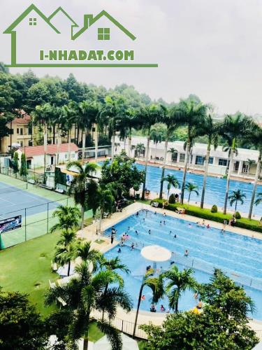 MẶT TIỀN NGUYỄN ẢNH THỦ TRUNG MỸ TÂY QUẬN 12 - 70M2 - 5 TẦNG BTCT - VIEW HỒ BƠI CỰC ĐẸP -